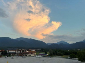 Gondola lift apartment Bansko
